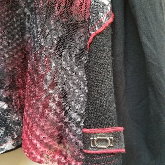 VEX Collection Scoop Neck Lace Sweater Long Sleeve - Picture 4 of 9